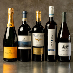 各国のワインを取り揃えております♪