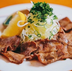 牛タン焼き たっぷりネギ塩添え