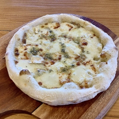 カプリチョーザ【クアトロフォルマッジ】