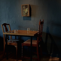 2名様用のテーブル席もご用意しております。