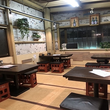 下町大衆居酒屋 豊富な串とテール煮の美味しいお店 大手筋店の雰囲気1