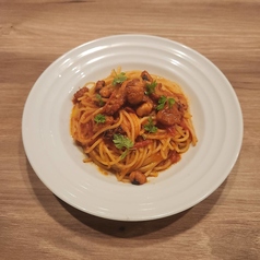タコのラグーソースパスタ
