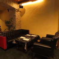 上質な一杯にふさわしい、大人な時間と空間を