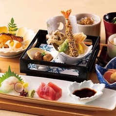 和食 かがり 京王プラザホテルのコース写真