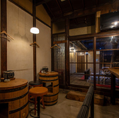 QRコード決済のPayPayに対応しております。スマートフォンのアプリひとつで簡単にお支払いが完了するため、手軽に高知料理と高知の銘酒を楽しみたい時に最適です。キャッシュレス派のお客様もどうぞご安心して、古民家をリノベーションした趣のある当店にて、心ゆくまでごゆっくりとお過ごしください♪