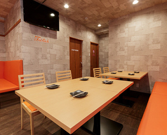 4人掛けテーブル×3