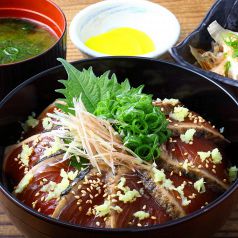 鰹たたき丼★900円ランチタイム11:30～14:00