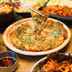 韓国料理 ホンデポチャ 職安通り店の特集写真