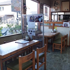 テーブル席をご用意しております。