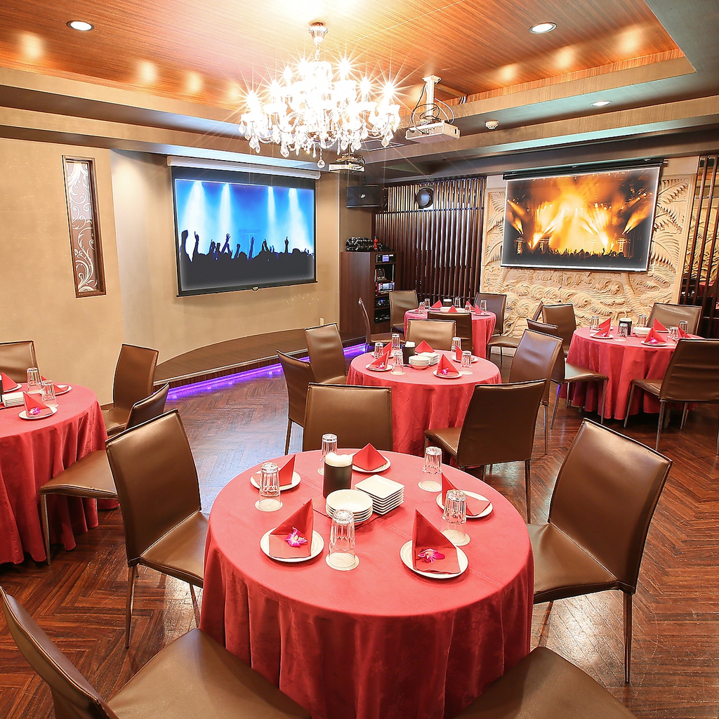 送別会・歓迎会にお勧め♪100インチスクリーン＆ステージ完備★着席、立食などレイアウトも自由♪