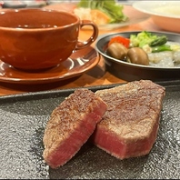 美味しいお肉と、お酒を取り揃えています◎