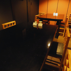 【完全個室】テーブル6名席をご用意♪完全個室だから安心してお食事をお愉しみ頂けます♪