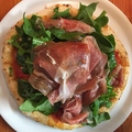 料理メニュー写真&nbsp;生ハムとルッコラ