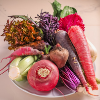 無農薬野菜と厳選肉を使った安心・安全な料理作り