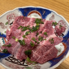 和牛ツラミ刺し