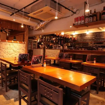 沖縄酒場みんさぁ 中目黒 店の雰囲気1