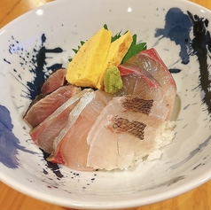 胡麻ダレ海鮮丼定食