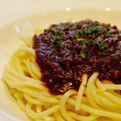 ■肉バルの黒ミートソーススパゲティを是非!!の写真