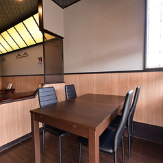 【4名テーブル×3席】