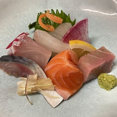 お造りの盛り合わせ5種