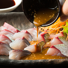 【自家製タレを使用】高リピート率が自慢の"ごまさば"がオススメ！の写真