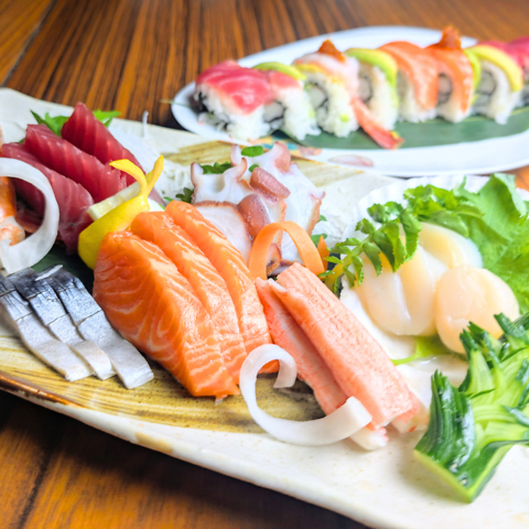 旬の食材を使ったお料理が人気！掘りごたつで足元ゆったりお食事できます