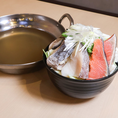 貝出汁香る~魚ヤロウの海鮮ちゃんこ鍋~（1人前）