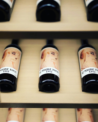 お肉にぴったりなワインご用意いたします。