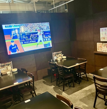 SPORTS CAFE & BAR BUGSY バグジーの雰囲気1