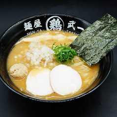 濃厚鶏骨醤油らーめん