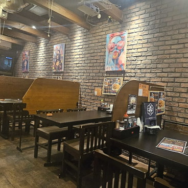 鉄板焼ダイニング 來音屋 栗東本店の雰囲気1