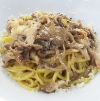 こだわりぬいた本格的な生パスタを使ってます！