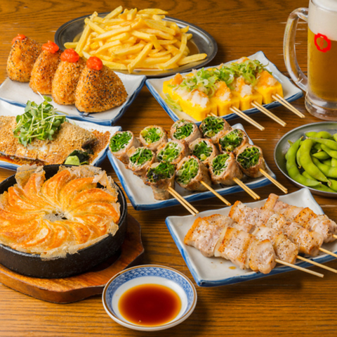 駅近で博多屋台気分を味わえる名店！絶品もつ鍋・鉄鍋餃子・博多串巻きで乾杯♪
