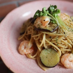 エビとナスのオイルソースパスタ