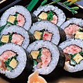 料理メニュー写真 【お食事メニュー～特製かに料理を存分に～】かに太巻寿司(1本10貫)