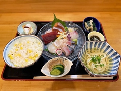 ランチ本日のお刺身定食