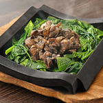 「幻の地鶏」とも言われる旨味と歯ごたえがしっかりした「神楽とり」を贅沢に使ったお料理をご提供！