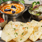 当店自慢の本格カレーやナンをご自宅やオフィスでもお楽しみいただけます!お忙しい日のランチや、お家でのパーティー、ちょっとした手土産にも大好評♪本場仕込みのスパイス料理を、ぜひお好きな場所でゆっくりとお召し上がりください。