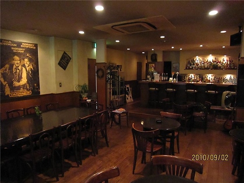 中野の隠れ家発見★木目調の店内がとても心地よいcafe＆bar♪