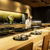 【カウンター限定】優雅な空間で揚げたて天ぷらを