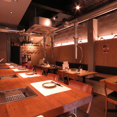 カウンター席を6席ご用意しております。