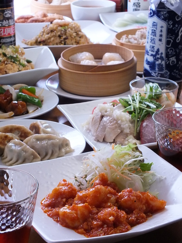 ホテルの中華レストランで料理長をしていたオーナーによる、本格的で馴染みやすい中華