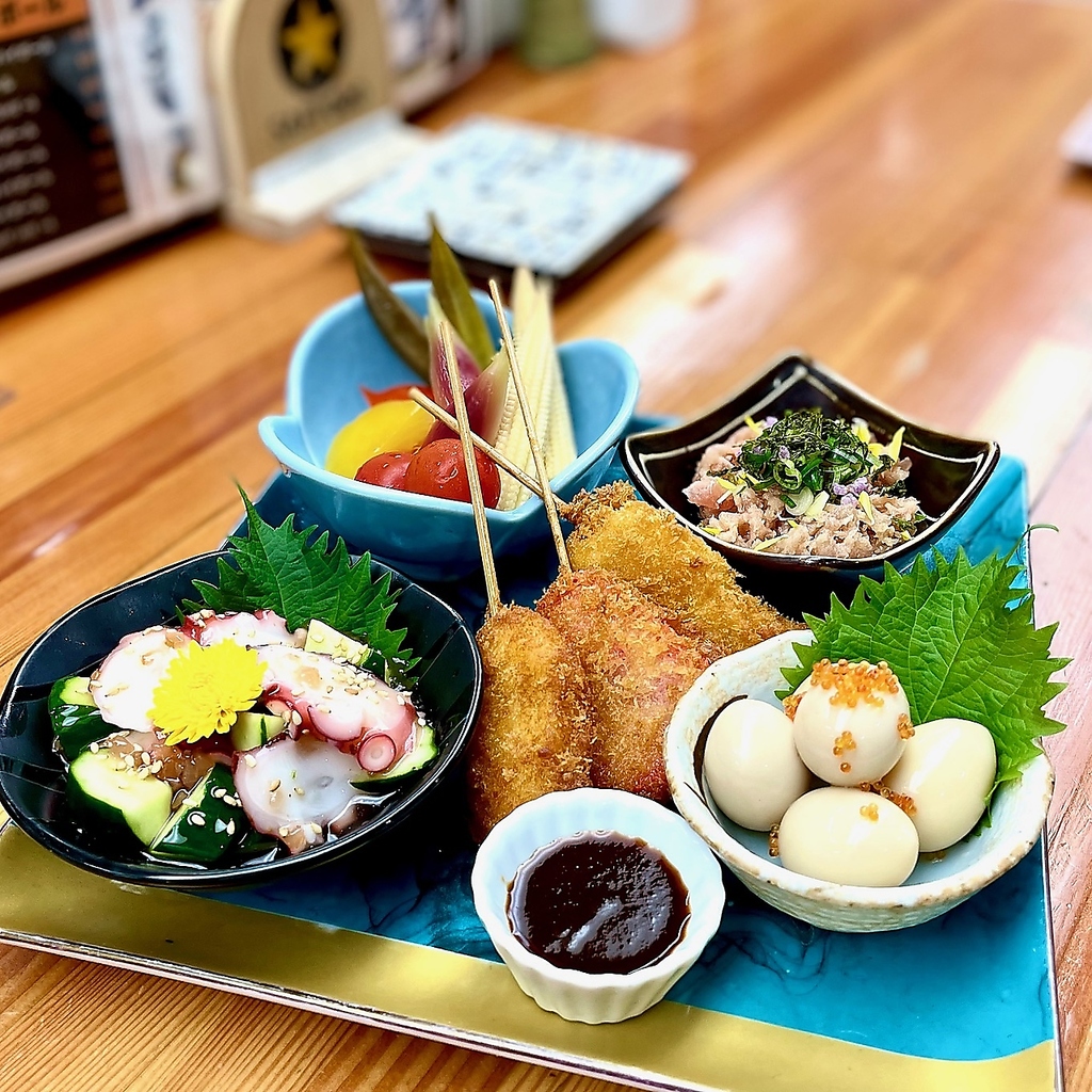 当日の仕入れや仕込みにより内容の変わるおばんざい盛合せ！3種・5種とございます！