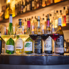 スペイン産厳選ワイン！グラスでも◎