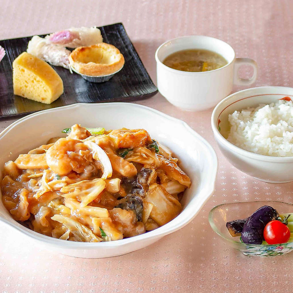 中華街の名店でも修行をした料理長の本格的な料理の数々