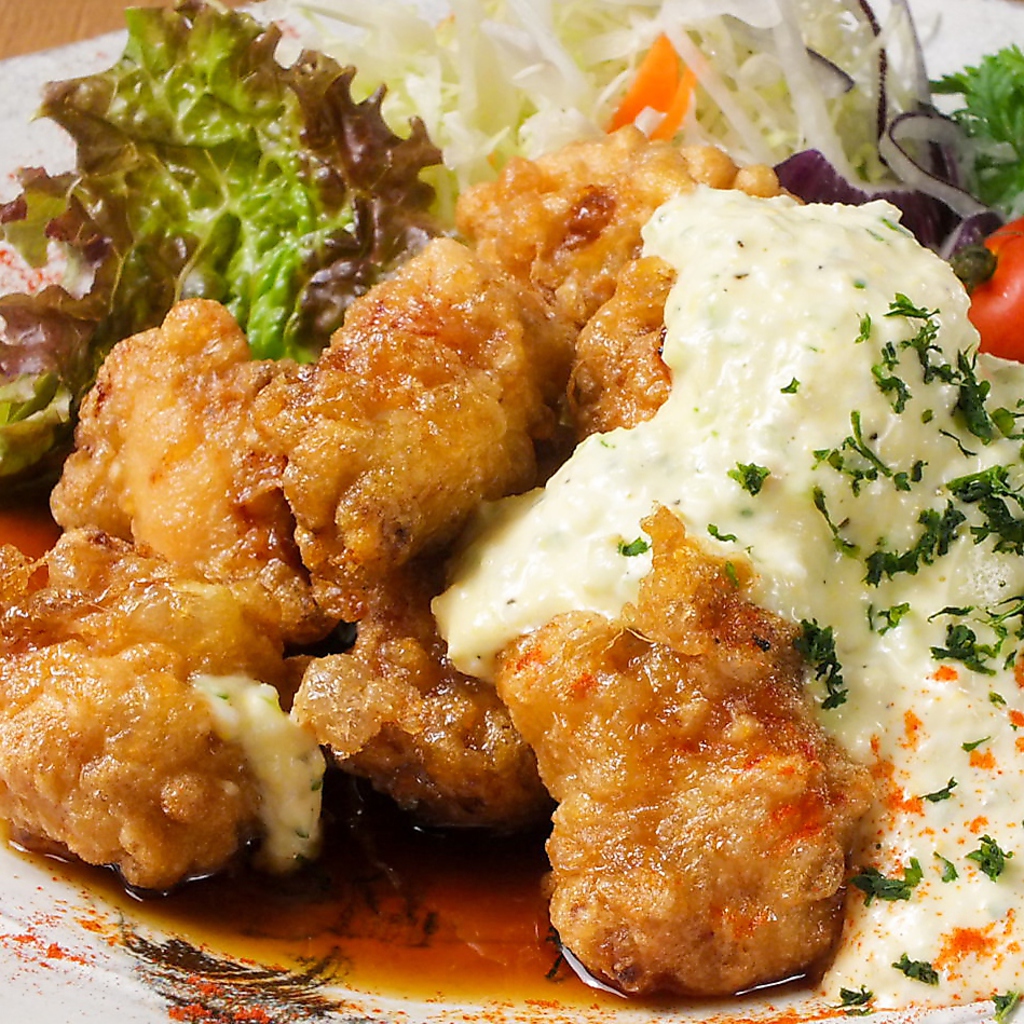 美味しい『地頭鶏(じとっこ)の南蛮』 タルタルソースにたっぷり絡めてお召し上がりください！