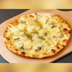 4種類のチーズピザ