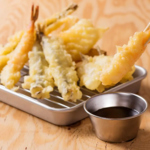 《二大名物》ご注文いただいてから調理する天ぷらをサックサク揚げたての状態でお召し上がり下さい！