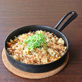 料理メニュー写真&nbsp;肉々しい！ガーリックライス