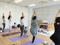 ママとベビーのヨガ　～modera yoga～♪koto cafeではいろいろなイベント・講座を開催しております♪スケジュールなど詳しい情報はお店ホームページをご覧ください♪